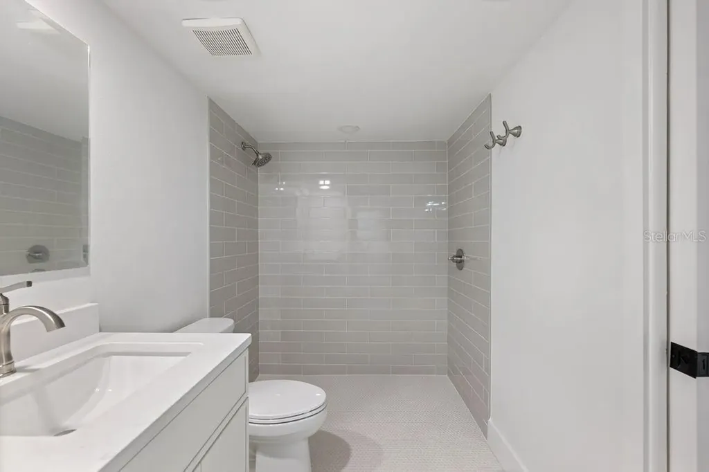 1215 Salerno Court Orlando FL 32806