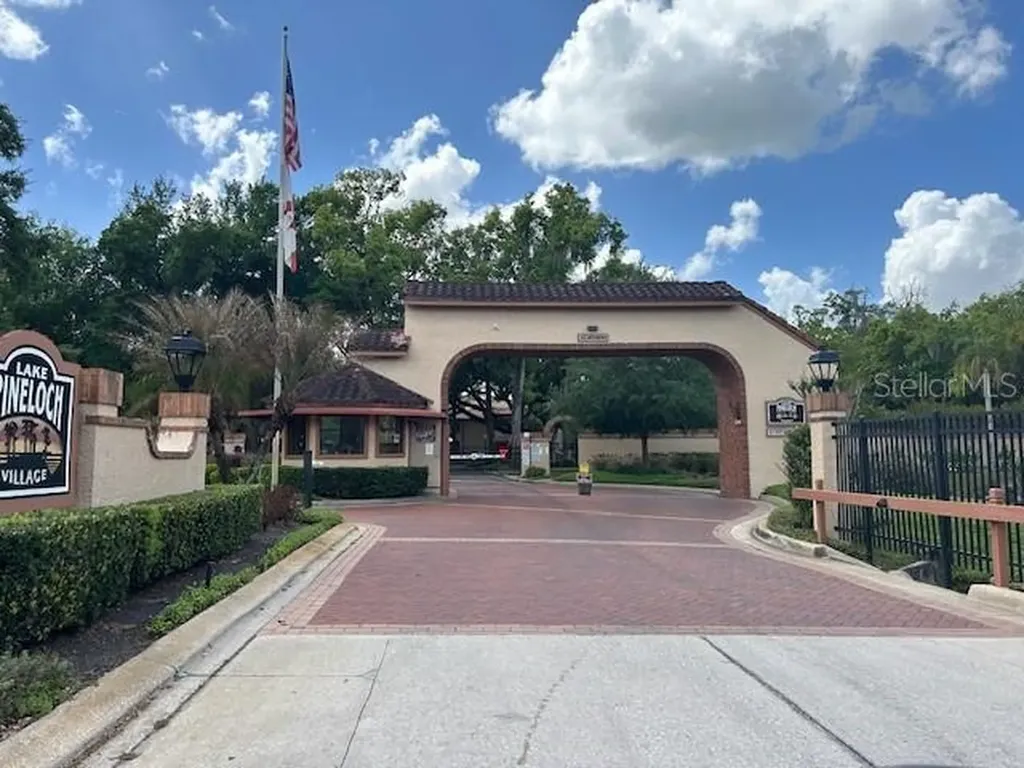 1215 Salerno Court Orlando FL 32806
