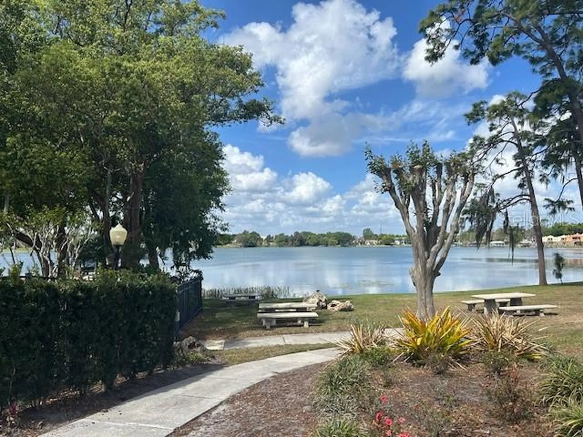 1215 Salerno Court Orlando FL 32806