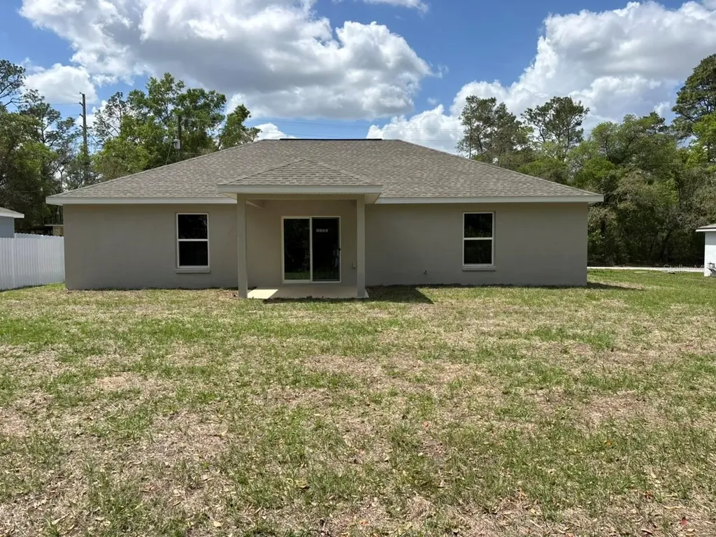 8949 N Cortlandt Drive Dunnellon FL 34434