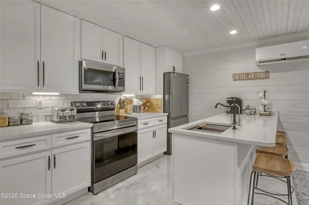 4325 N Highway 1 Mims FL 32754