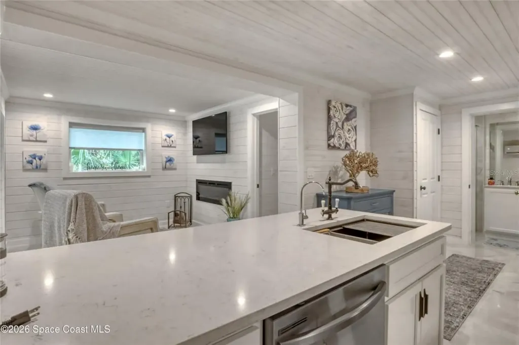 4325 N Highway 1 Mims FL 32754