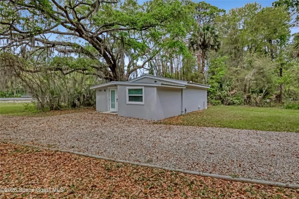 4325 N Highway 1 Mims FL 32754
