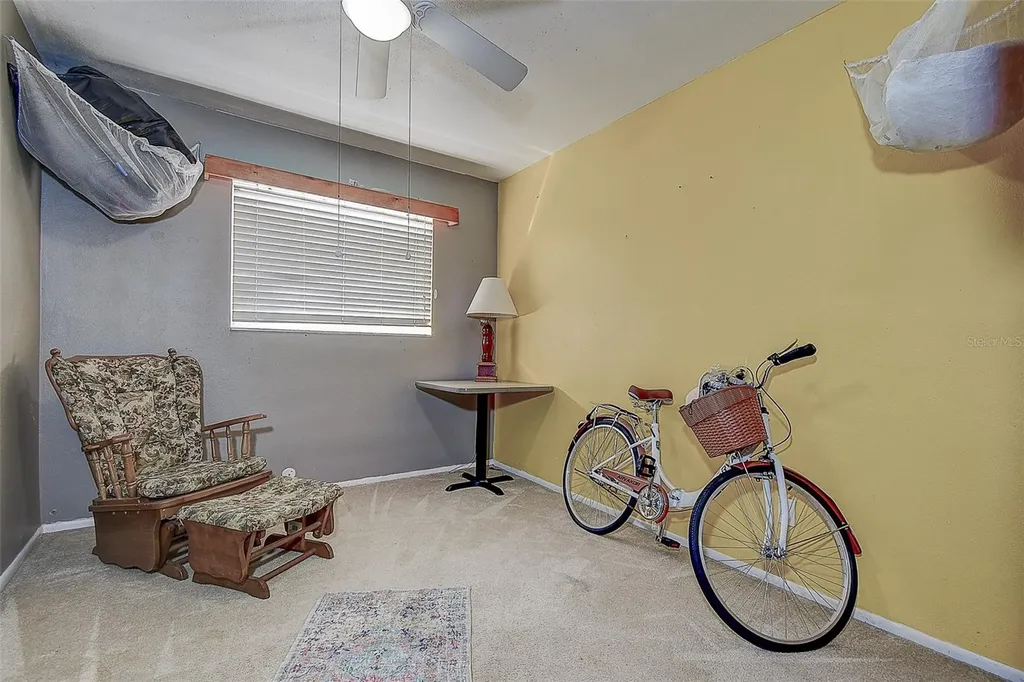 7834 42nd Avenue N St Petersburg FL 33709