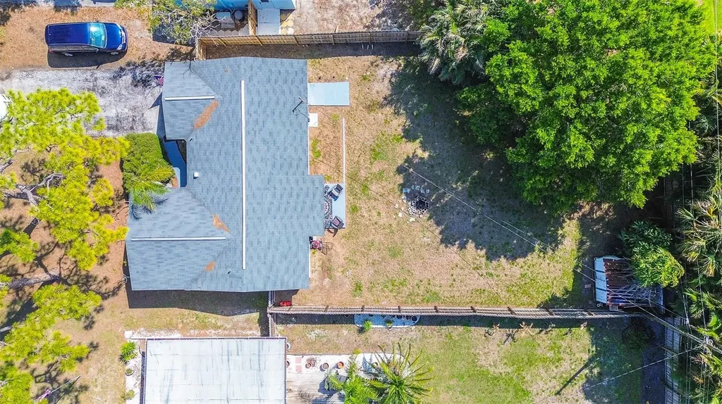7834 42nd Avenue N St Petersburg FL 33709