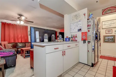 7834 42nd Avenue N St Petersburg FL 33709