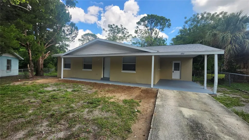 1079 N Gertrude Court Daytona Beach FL 32117