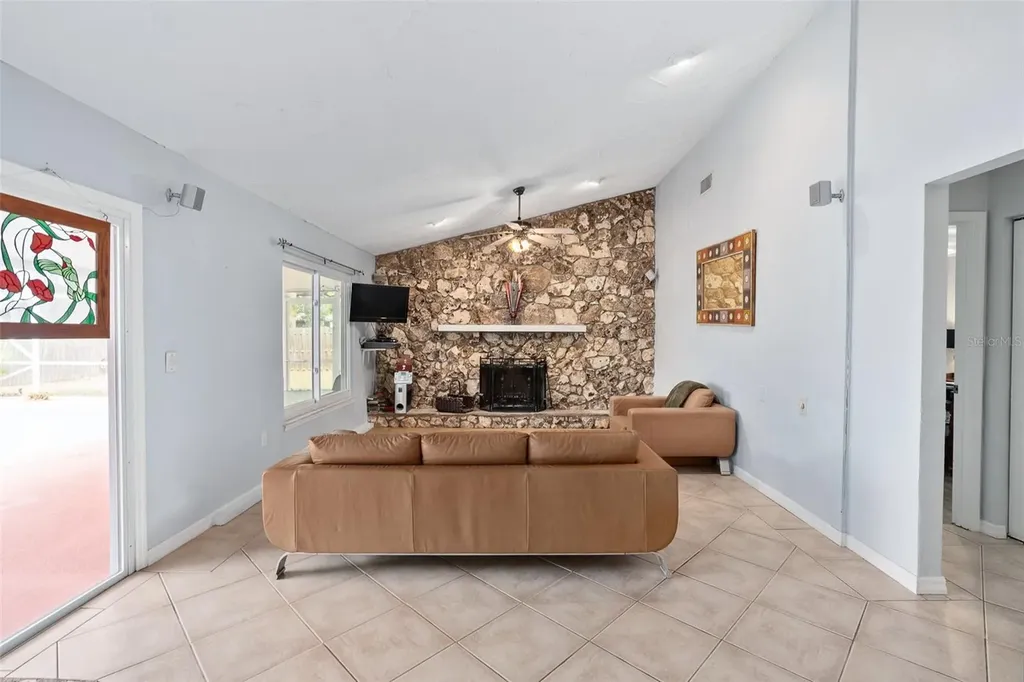 712 Kristina Court Port Orange FL 32127