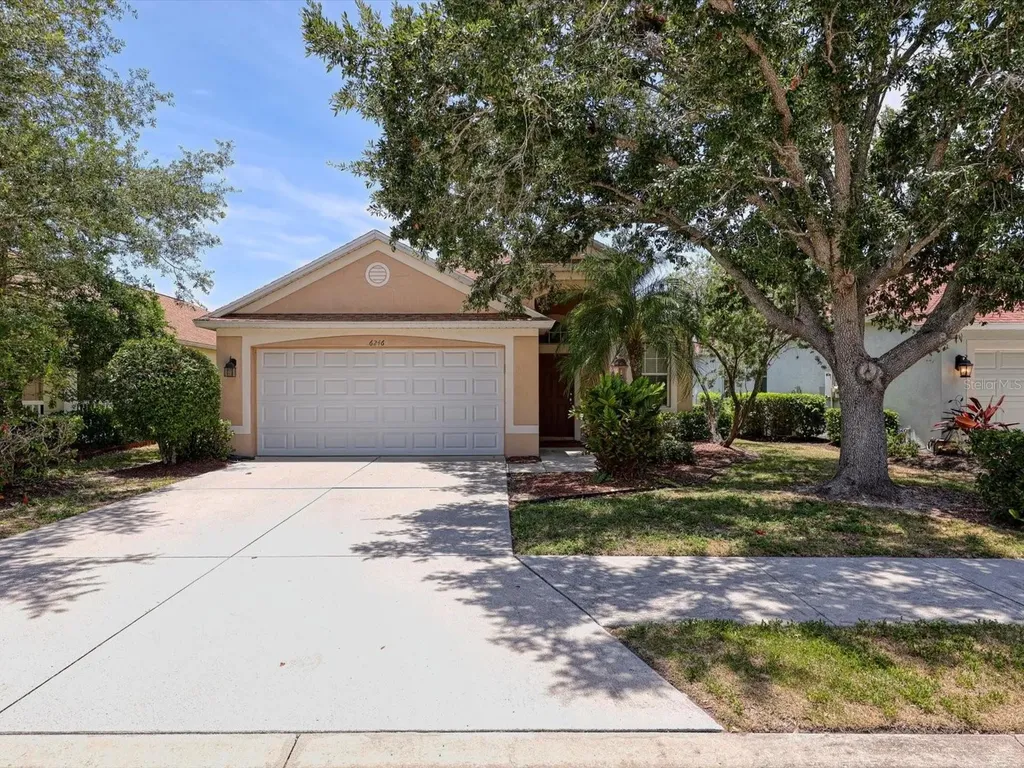 6246 Blue Runner Court Lakewood Ranch FL 34202