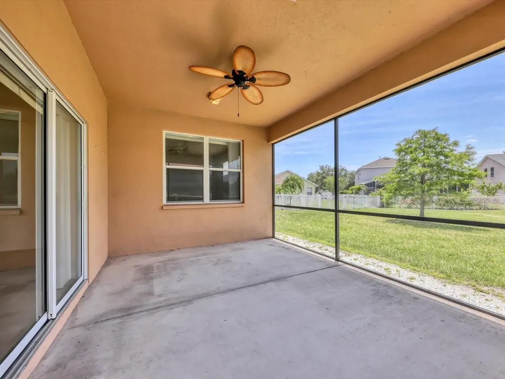 6246 Blue Runner Court Lakewood Ranch FL 34202