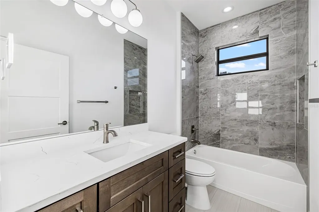 41 Mark Twain Lane Rotonda West FL 33947