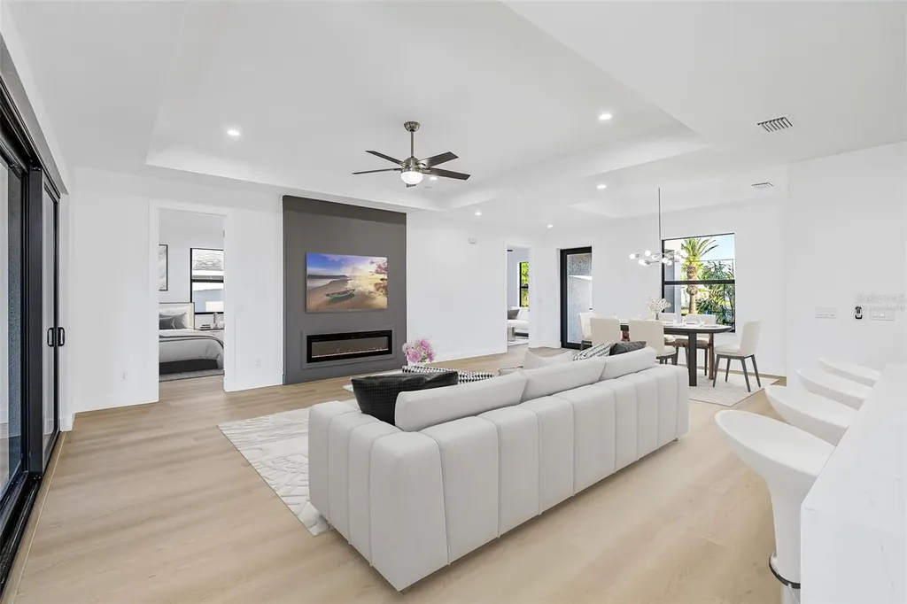 41 Mark Twain Lane Rotonda West FL 33947