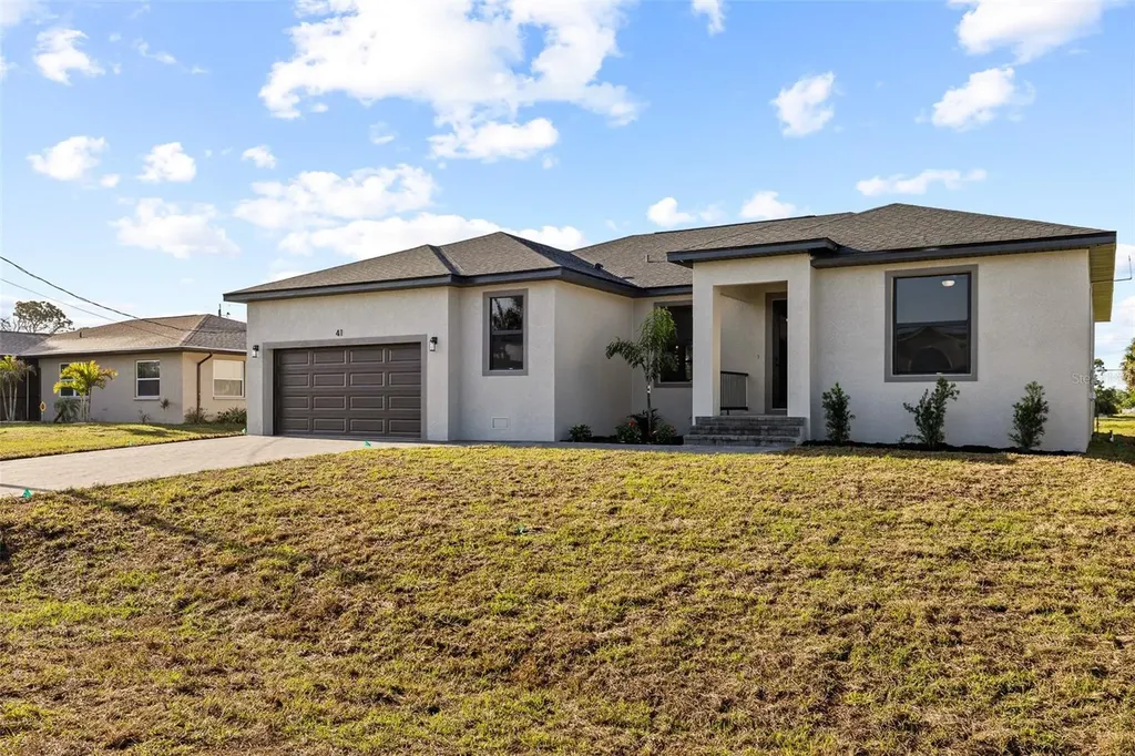 41 Mark Twain Lane Rotonda West FL 33947