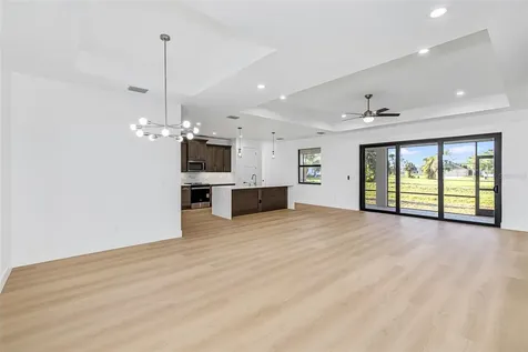 41 Mark Twain Lane Rotonda West FL 33947