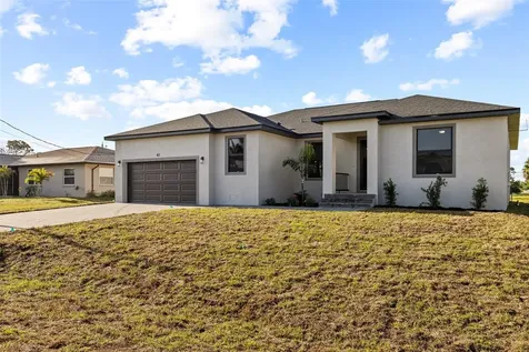 41 Mark Twain Lane Rotonda West FL 33947