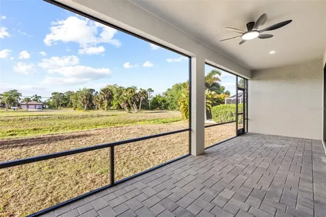 41 Mark Twain Lane Rotonda West FL 33947
