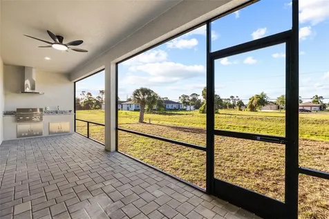 41 Mark Twain Lane Rotonda West FL 33947