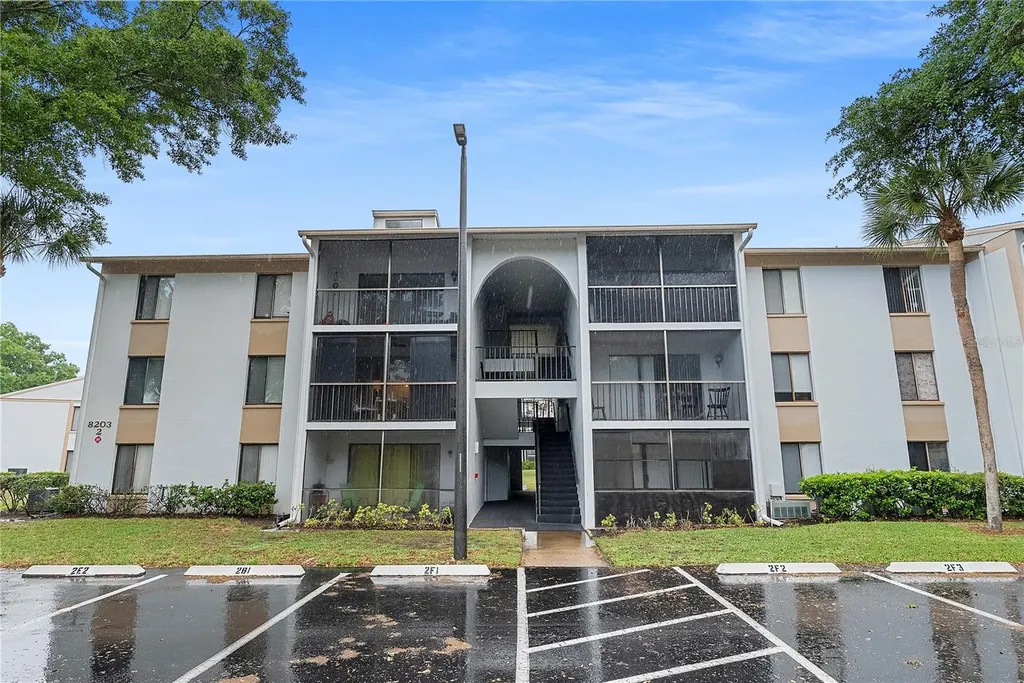 8203 Sun Spring Circle Orlando FL 32825