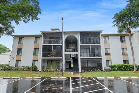 8203 Sun Spring Circle Orlando FL 32825