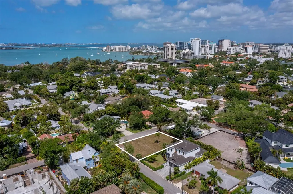 1703 Alta Vista Street Sarasota FL 34236