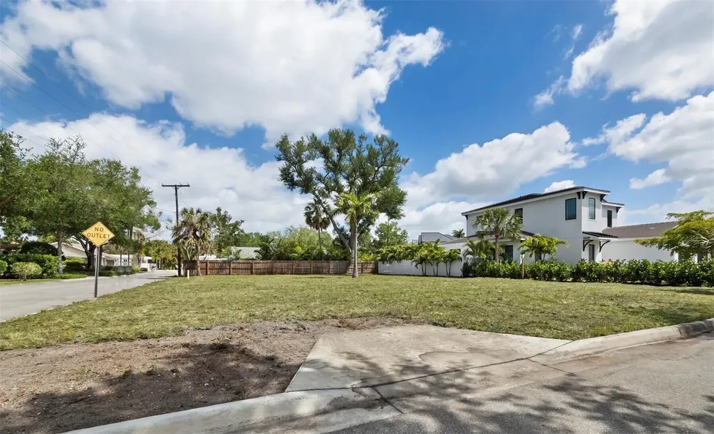 1703 Alta Vista Street Sarasota FL 34236
