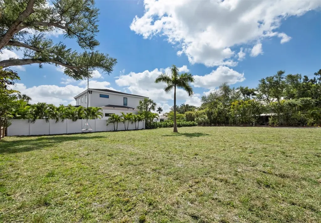 1703 Alta Vista Street Sarasota FL 34236