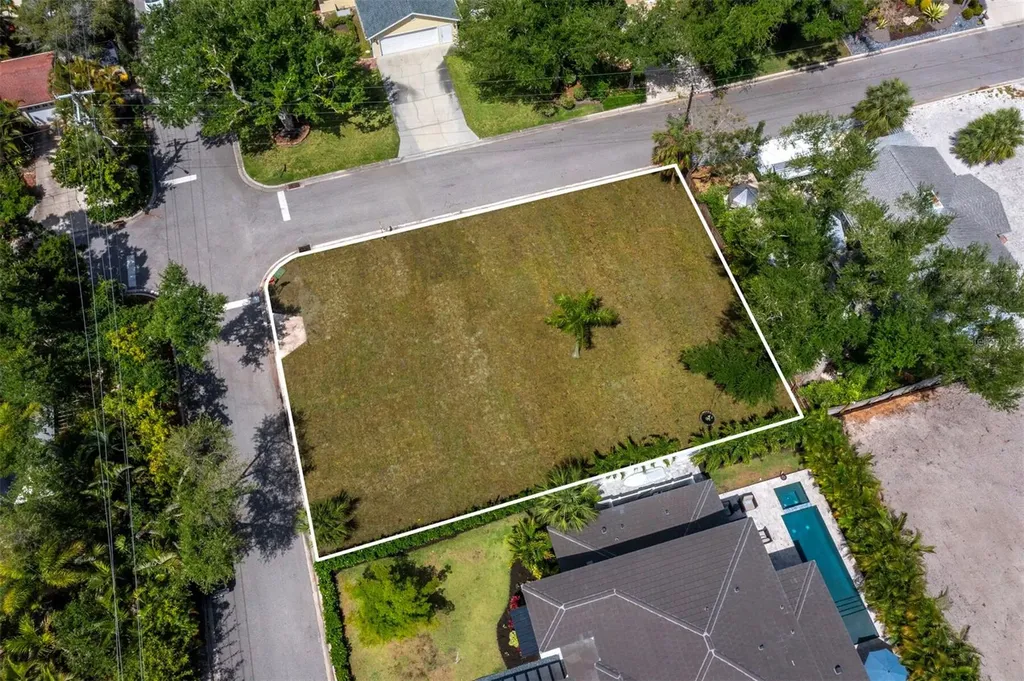 1703 Alta Vista Street Sarasota FL 34236