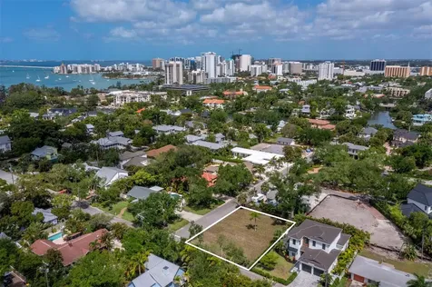 1703 Alta Vista Street Sarasota FL 34236