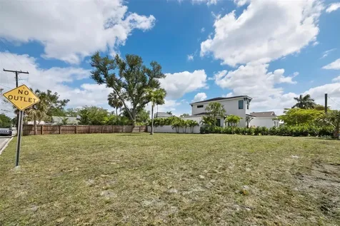 1703 Alta Vista Street Sarasota FL 34236