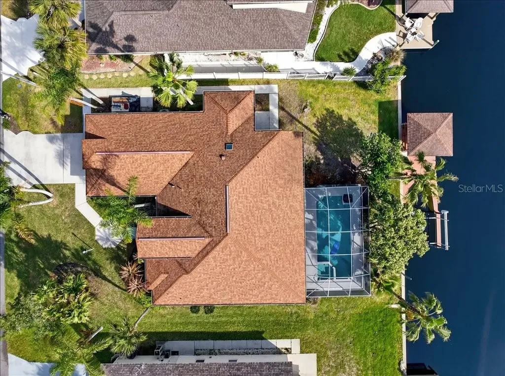 24 Clarendon Court N Palm Coast FL 32137