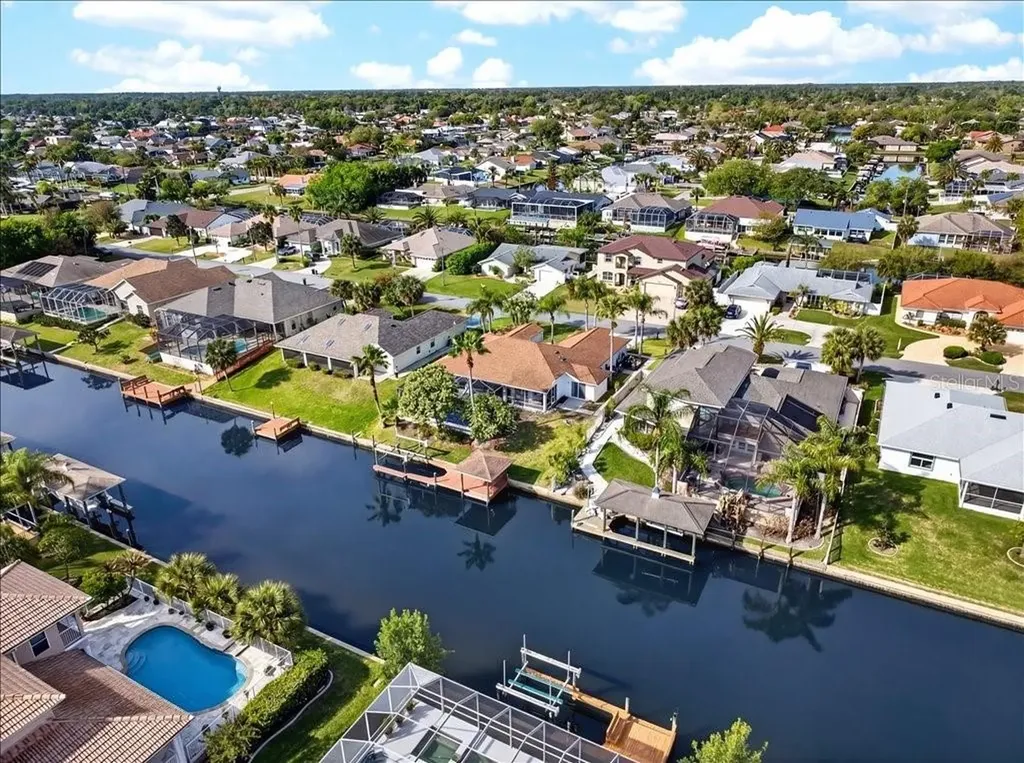 24 Clarendon Court N Palm Coast FL 32137