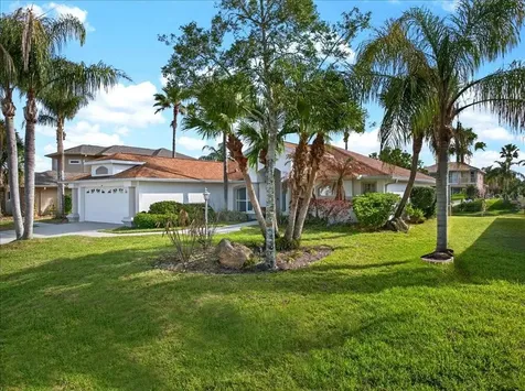 24 Clarendon Court N Palm Coast FL 32137