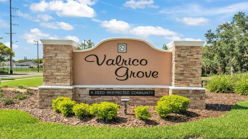 3911 Smoke Rise Court Valrico FL 33594