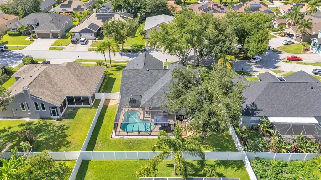 3911 Smoke Rise Court Valrico FL 33594