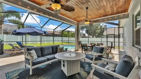 3911 Smoke Rise Court Valrico FL 33594