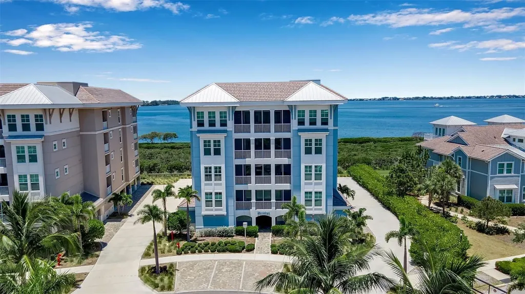 376 Aruba Circle Bradenton FL 34209