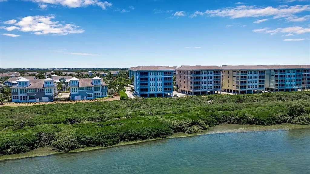 376 Aruba Circle Bradenton FL 34209