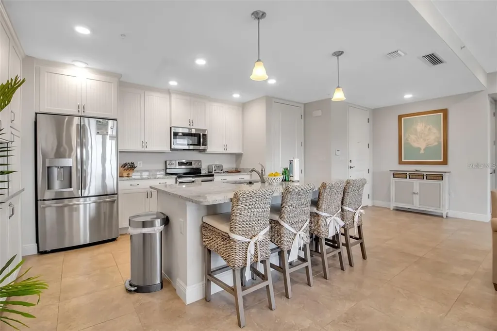 376 Aruba Circle Bradenton FL 34209