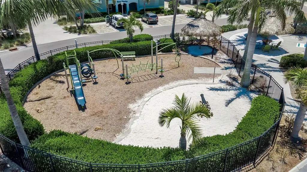 376 Aruba Circle Bradenton FL 34209