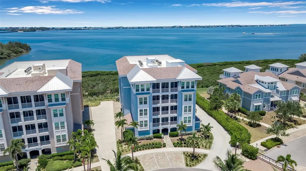 376 Aruba Circle Bradenton FL 34209
