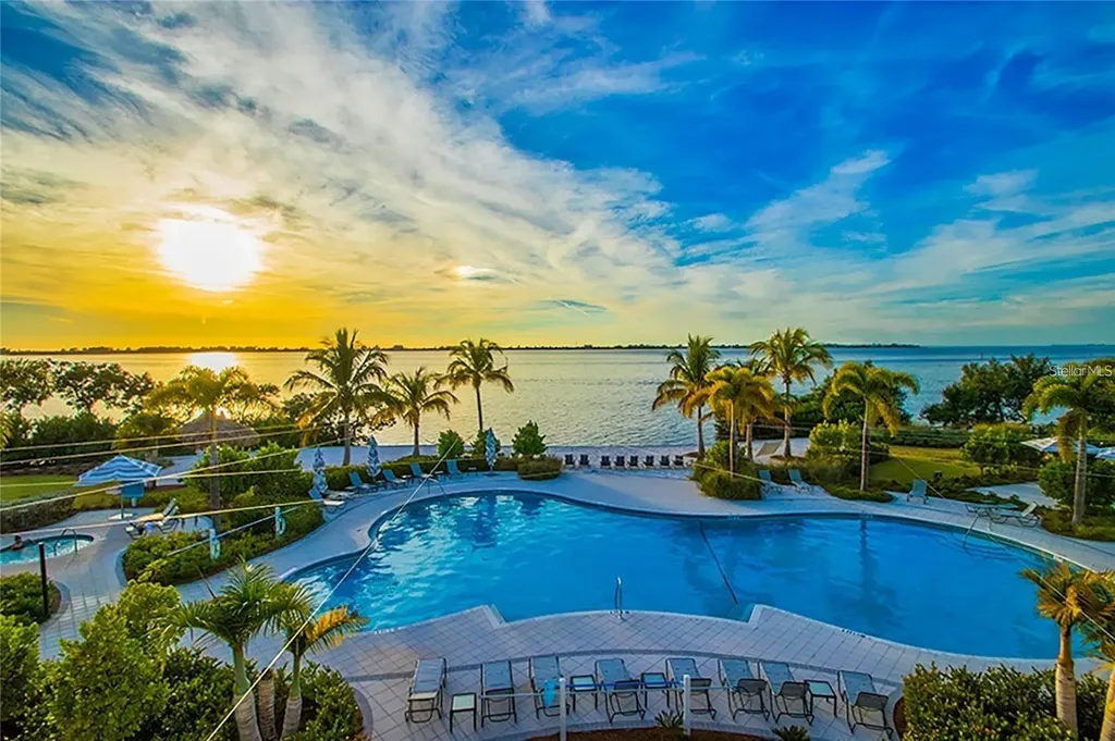 376 Aruba Circle Bradenton FL 34209