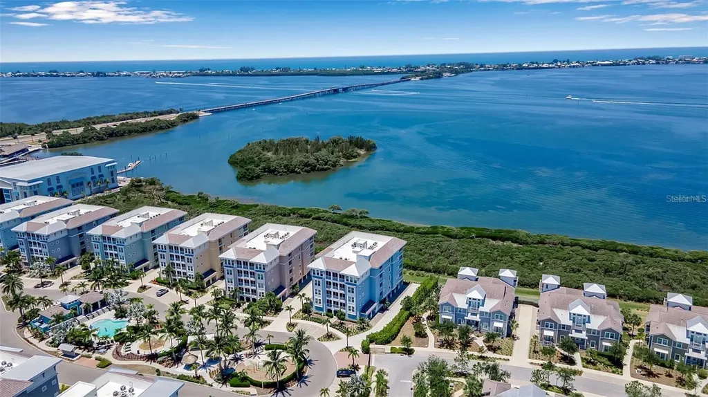 376 Aruba Circle Bradenton FL 34209