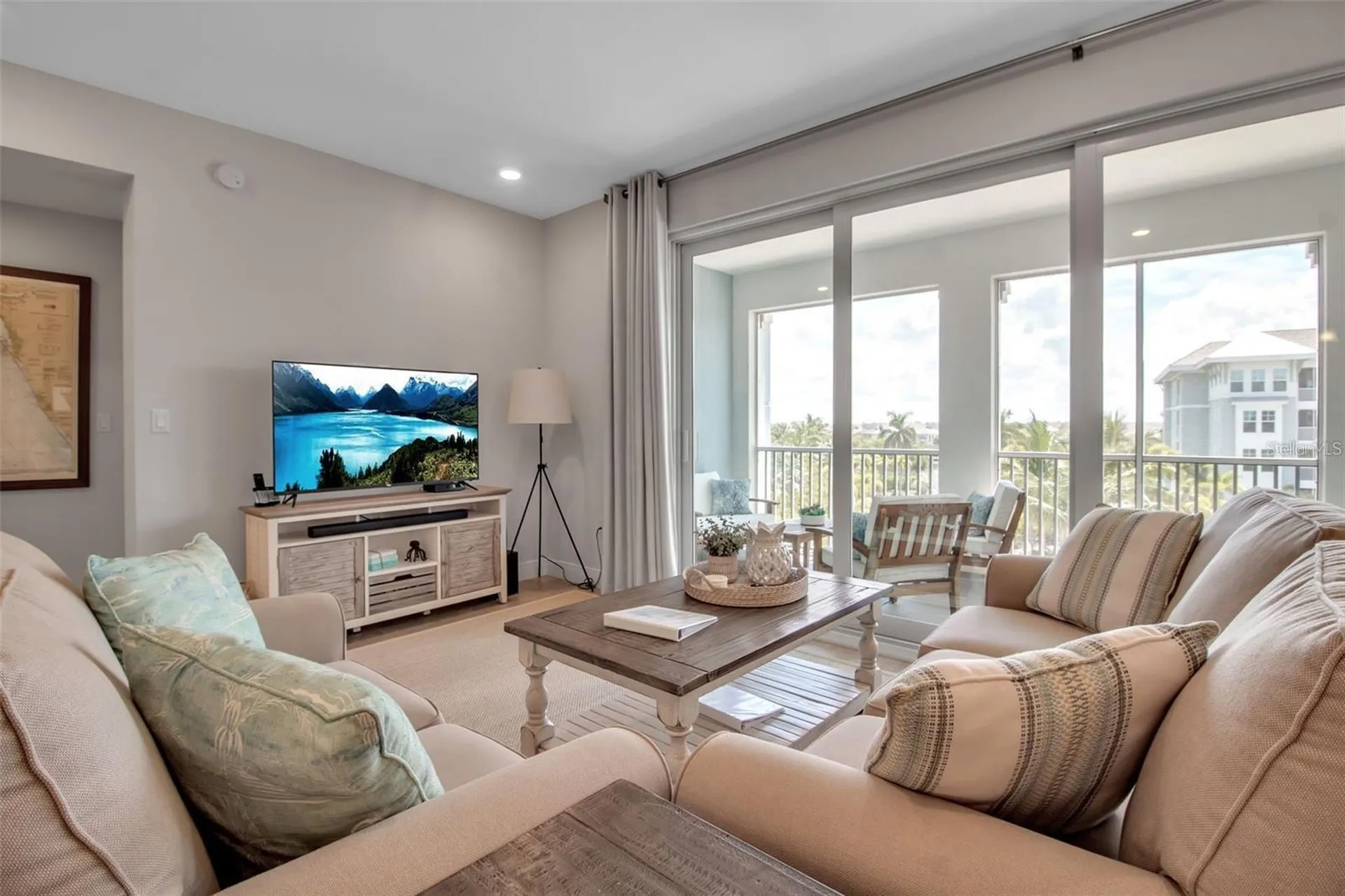 376 Aruba Circle Bradenton FL 34209