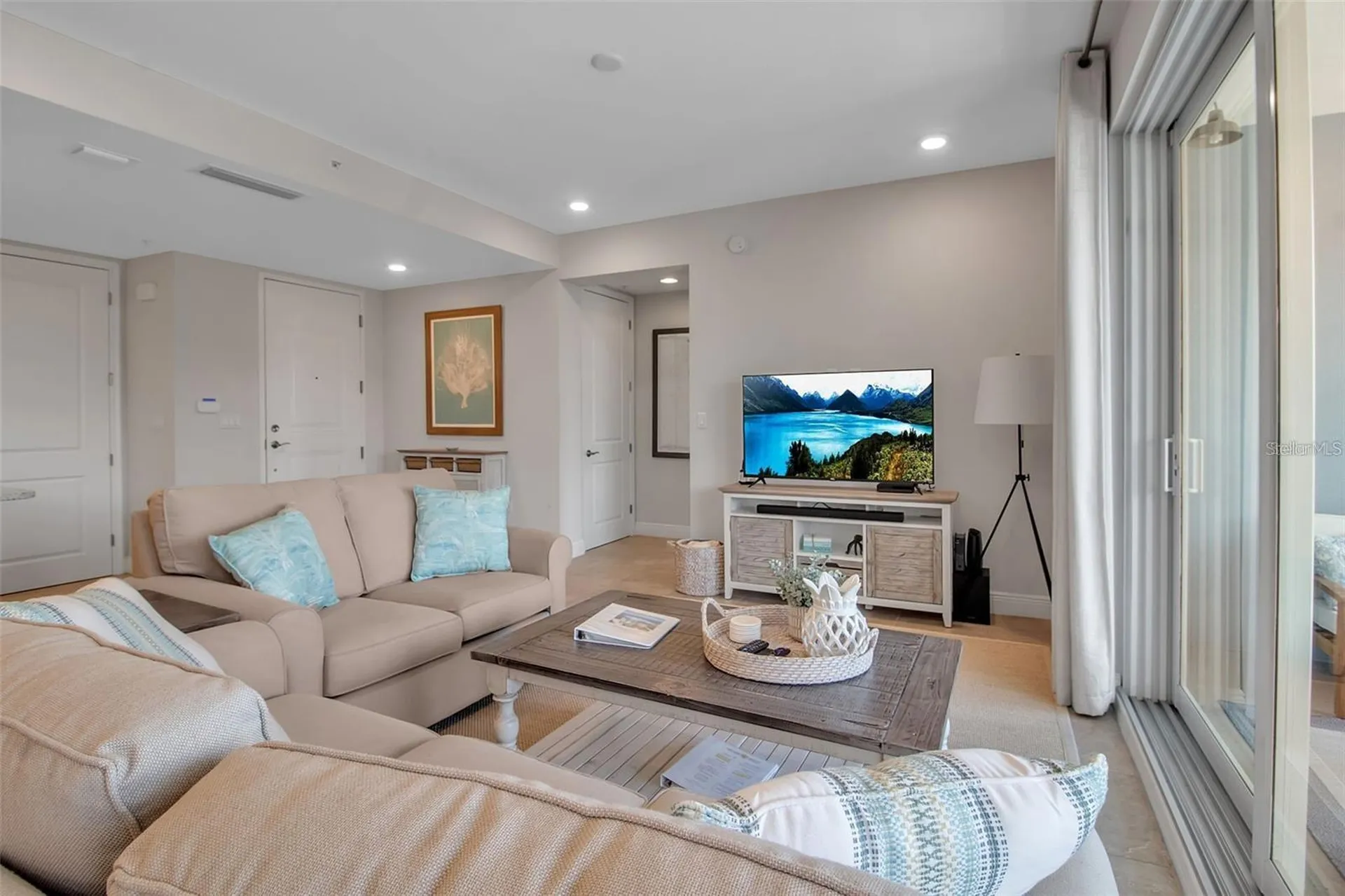 376 Aruba Circle Bradenton FL 34209