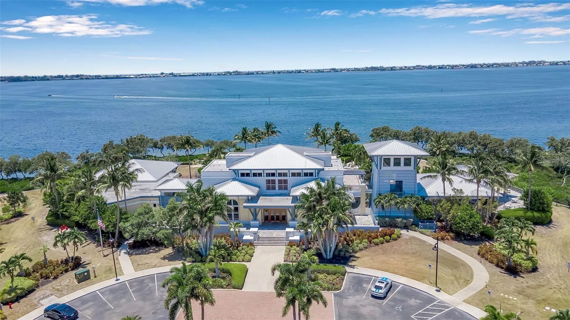 376 Aruba Circle Bradenton FL 34209