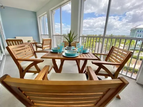 376 Aruba Circle Bradenton FL 34209