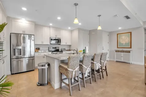 376 Aruba Circle Bradenton FL 34209