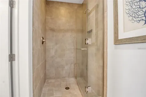 376 Aruba Circle Bradenton FL 34209