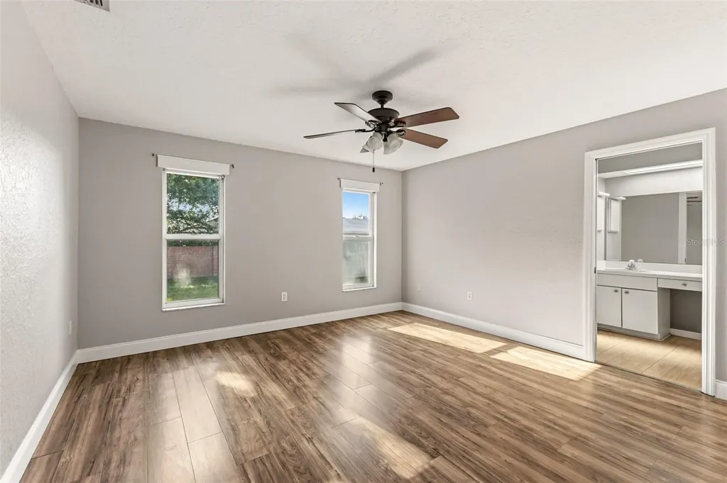 703 Scott Lake Village S Lakeland FL 33813