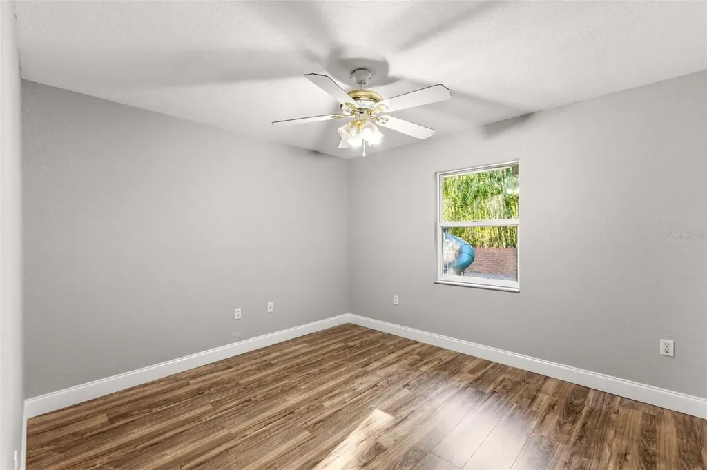 703 Scott Lake Village S Lakeland FL 33813